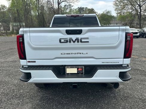 New 2026 GMC Sierra 2500 Denali Ultimate image 7