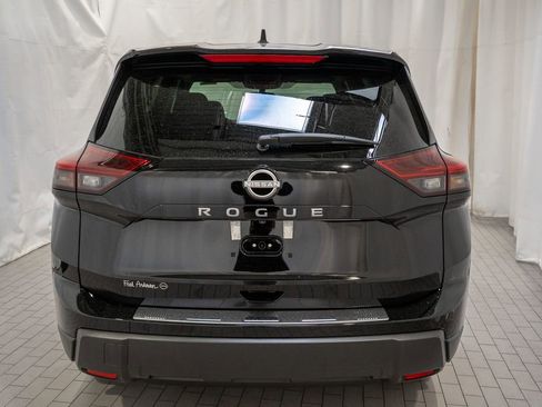 New 2026 Nissan Rogue SV image 5