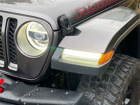Used 2020 Jeep Gladiator Rubicon image 5