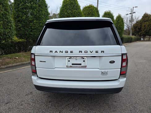 Used 2016 Land Rover Range Rover HSE image 4