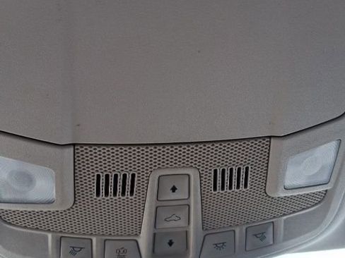 Used 2020 Ford Fusion SE image 25