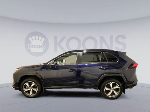 Used 2023 Toyota RAV4 SE w/ Weather & Moonroof Package AWD/4WD image 13