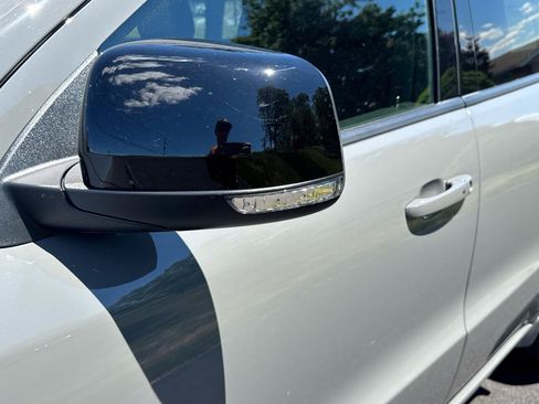 Used 2024 Dodge Durango R/T AWD/4WD image 26