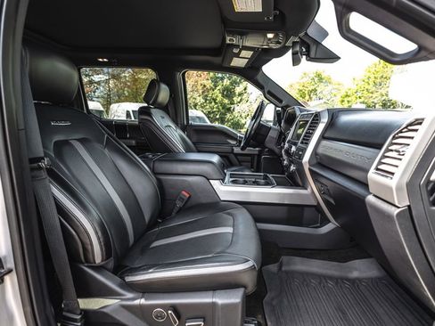 Used 2018 Ford F350 Platinum w/ Platinum Ultimate Package AWD/4WD image 32