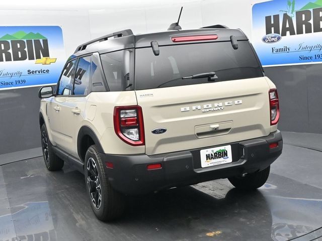 Used 2025 Ford Bronco Sport Outer Banks AWD/4WD image 4