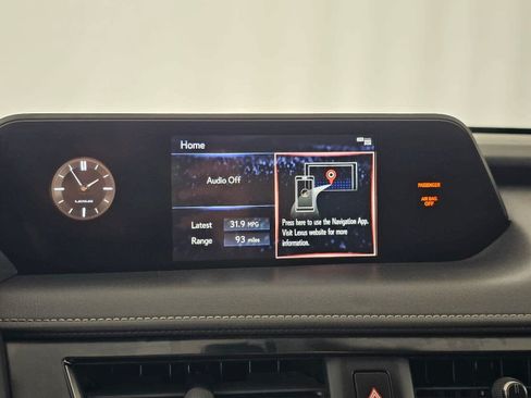 Used 2021 Lexus UX 200 w/ Accessory Package (Z2) FWD image 25