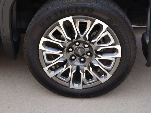 Used 2024 GMC Sierra 1500 Denali Ultimate AWD/4WD image 31