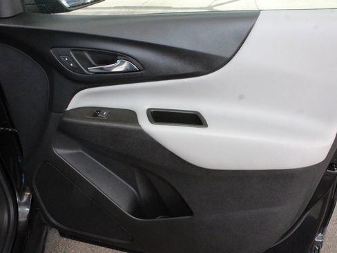 Used 2023 Chevrolet Equinox LS w/ LS Convenience Package AWD/4WD image 45