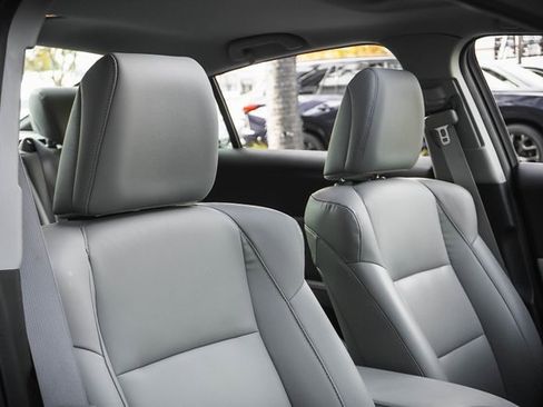 Used 2018 Acura ILX 2.4L image 25