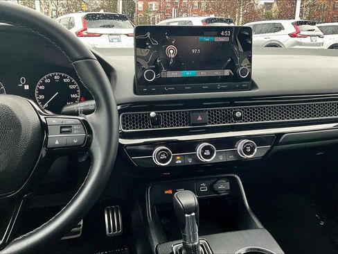 Used 2023 Honda Civic Sport image 6