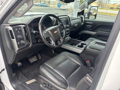 Used 2019 Chevrolet Silverado 2500 LTZ w/ Duramax Plus Package image 7