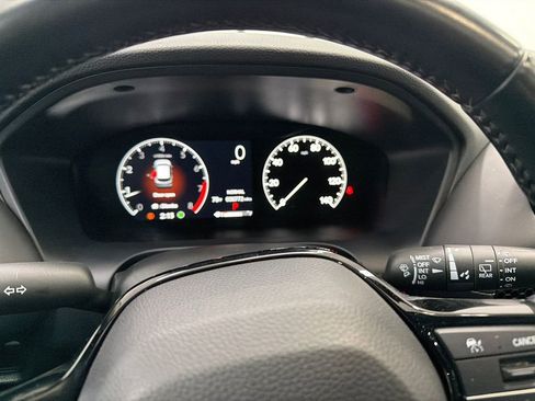 Used 2025 Honda HR-V EX-L image 28