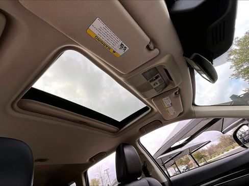 Used 2020 Mitsubishi Outlander SE image 13