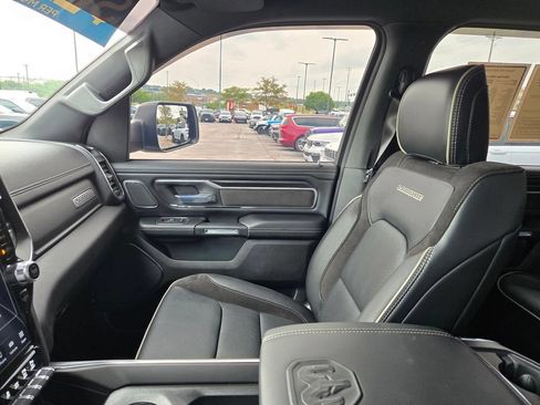 Used 2024 RAM 1500 Laramie AWD/4WD image 28
