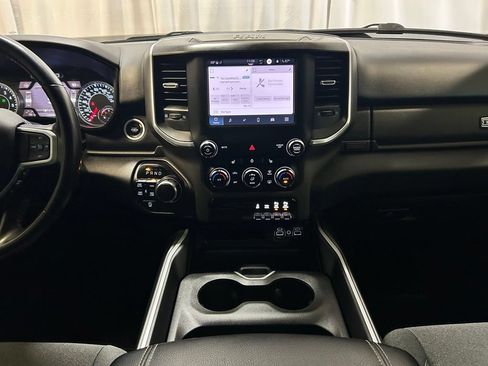 Used 2022 RAM 1500 Big Horn AWD/4WD image 13