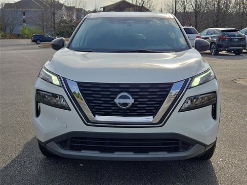 Used 2023 Nissan Rogue S FWD image 2