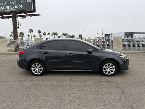 Used 2023 Toyota Corolla LE image 7