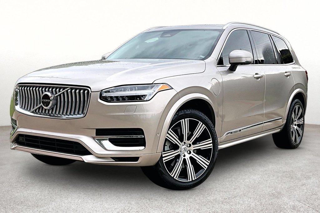 Certified 2024 Volvo XC90 T8 Ultimate w/ Protection Package Premier AWD/4WD image 14