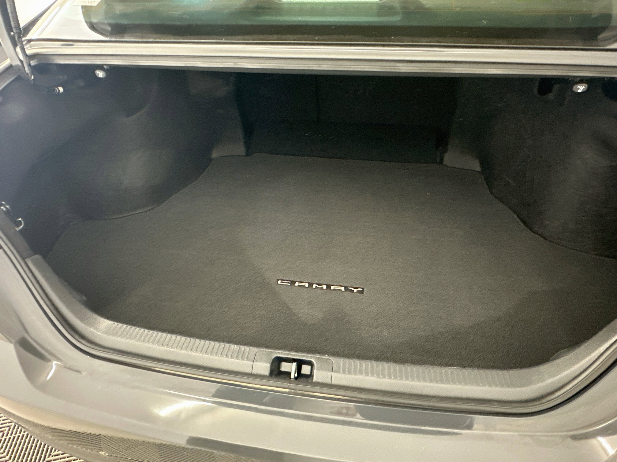 Used 2026 Toyota Camry LE FWD image 30