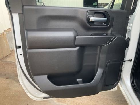 Used 2022 Chevrolet Silverado 2500 LT image 22