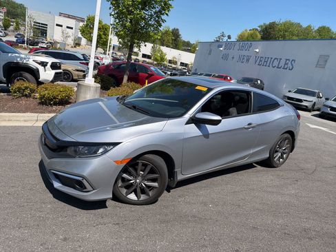 Used 2019 Honda Civic EX image 4
