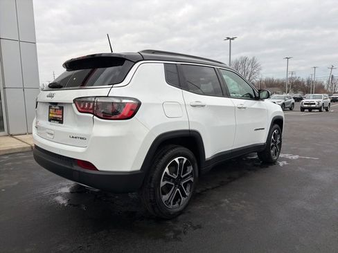 Used 2023 Jeep Compass Limited image 7