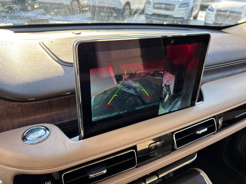 Certified 2023 Lincoln Aviator Reserve w/ Equipment Group 201A image 20