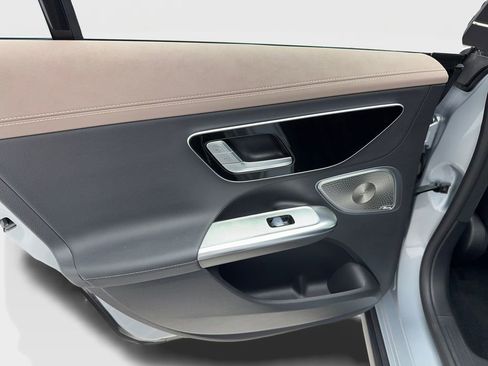 Used 2023 Mercedes-Benz EQE 500 4MATIC Sedan w/ Pinnacle Trim Package image 38