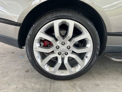 Used 2019 Land Rover Range Rover Supercharged AWD/4WD image 21