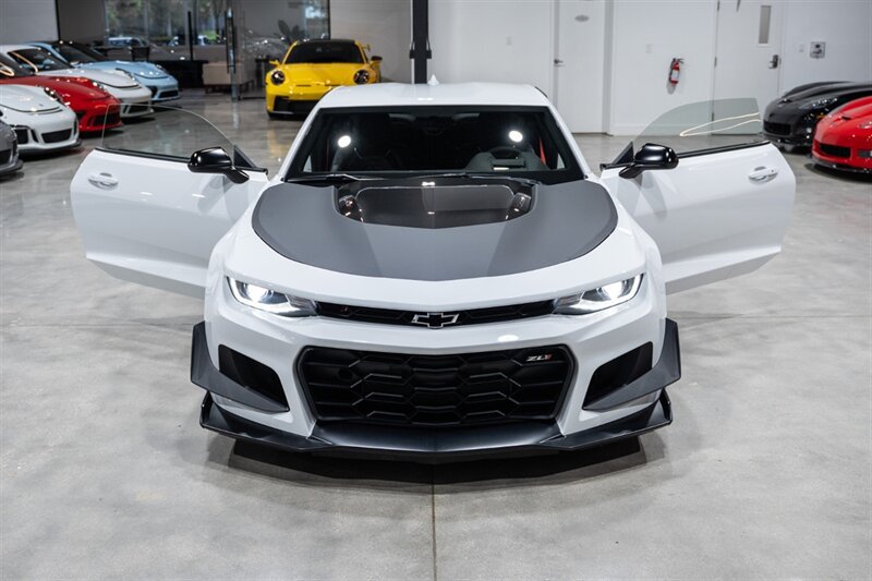 Used 2018 Chevrolet Camaro ZL1 RWD image 36