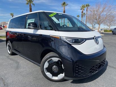 New 2025 Volkswagen ID. Buzz Pro S