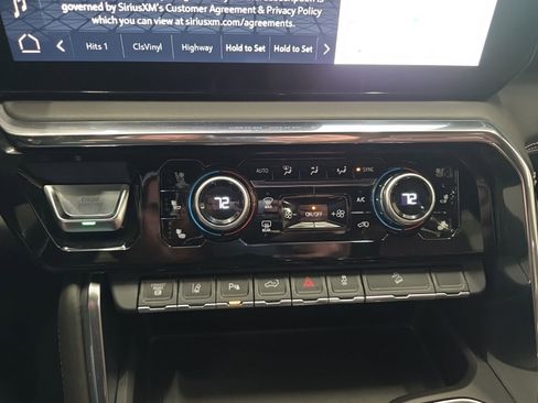 Used 2024 GMC Sierra 2500 Denali Ultimate image 45