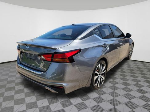 Used 2019 Nissan Altima 2.5 SR w/ SR Premium Package FWD image 4