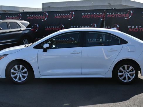 Used 2024 Toyota Corolla LE image 4