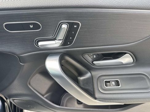 Used 2025 Mercedes-Benz CLA 250 image 15