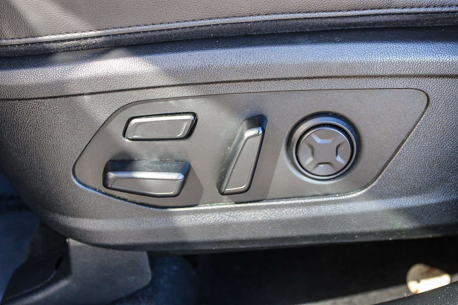 Used 2023 Kia Sorento SX AWD/4WD image 20