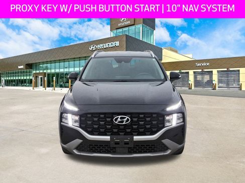 Used 2023 Hyundai Santa Fe SEL image 2