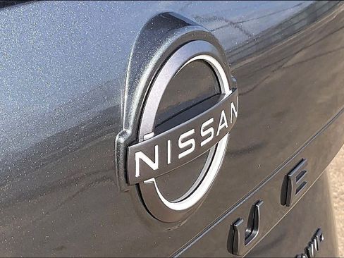 Used 2024 Nissan Rogue SV AWD/4WD image 31