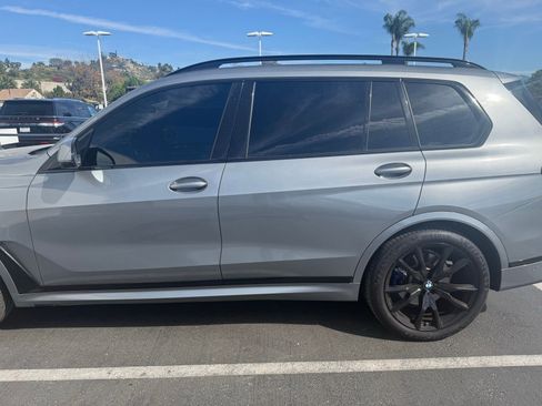 Used 2024 BMW X7 xDrive40i w/ Executive Package image 4