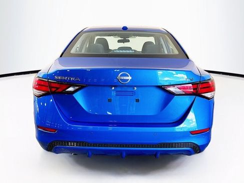 Used 2024 Nissan Sentra SV FWD image 6