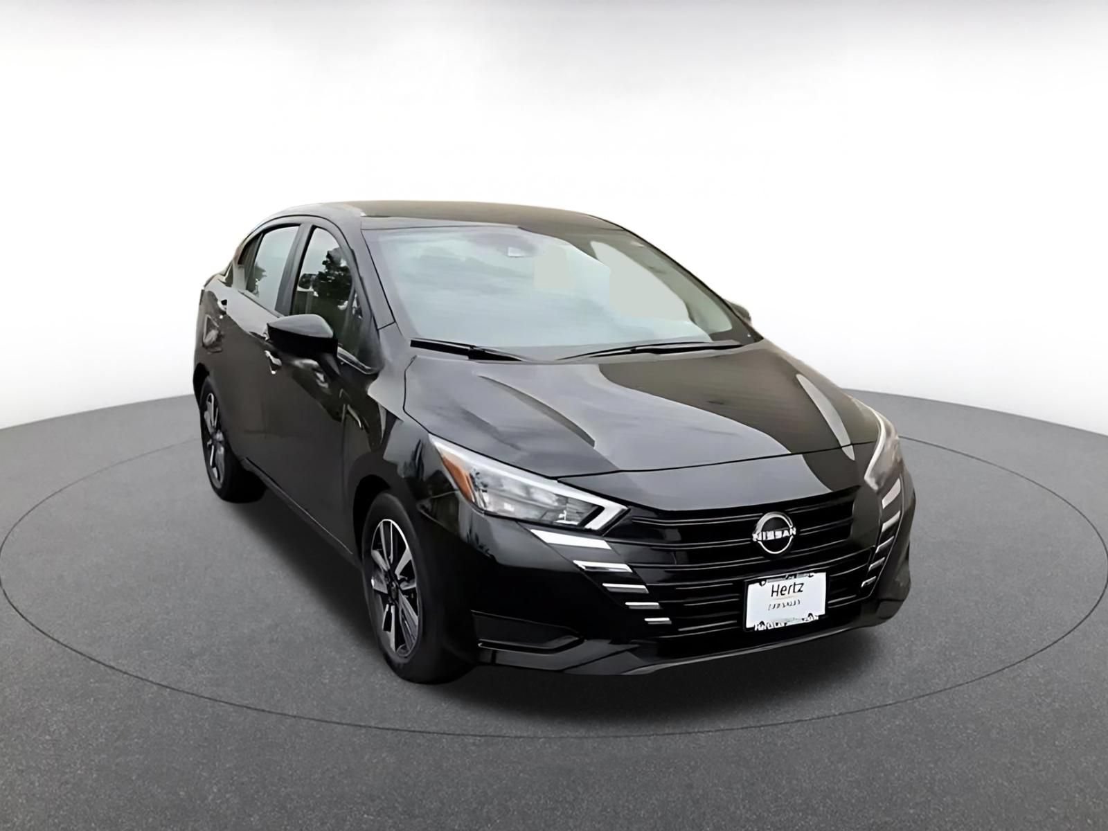 Used 2025 Nissan Versa SV FWD image 3