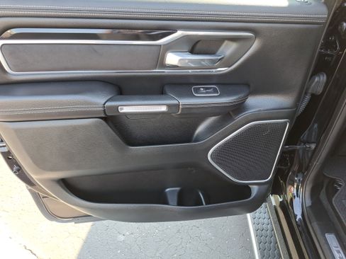Used 2021 RAM 1500 Laramie w/ Sport Appearance Package image 12