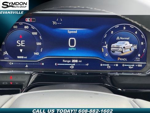 Used 2025 Chevrolet Silverado 1500 LT image 12