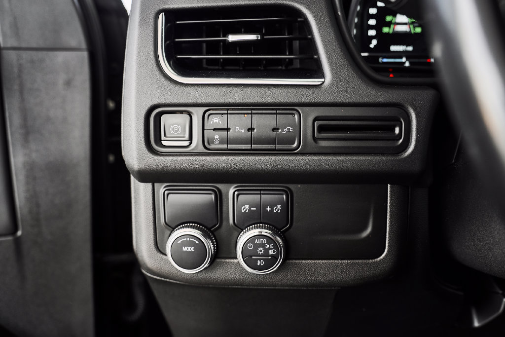 Used 2022 GMC Yukon SLT RWD image 18