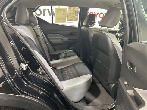 Used 2021 Nissan Kicks SR image 16