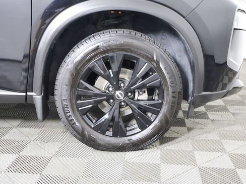 Used 2023 Nissan Rogue SV w/ SV Premium B Package AWD/4WD image 21
