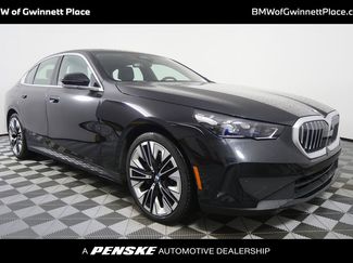 Certified 2024 BMW 530i video 1