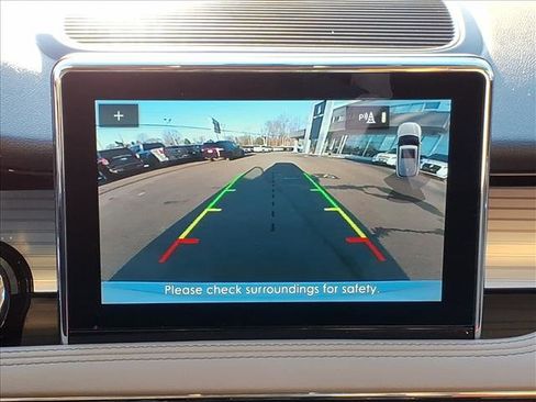 Certified 2022 Lincoln Corsair Standard w/ Equipment Group 101A image 11