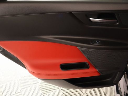 Used 2019 Jaguar XE S image 18