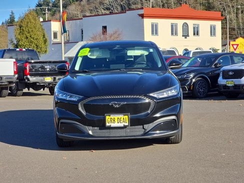 Used 2021 Ford Mustang Mach-E Select image 3